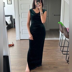 Vince Camuto Women's Green Cowl-neck Velvet Gown